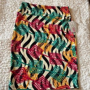 LuLaRoe Cassie Medium Skirt NWT